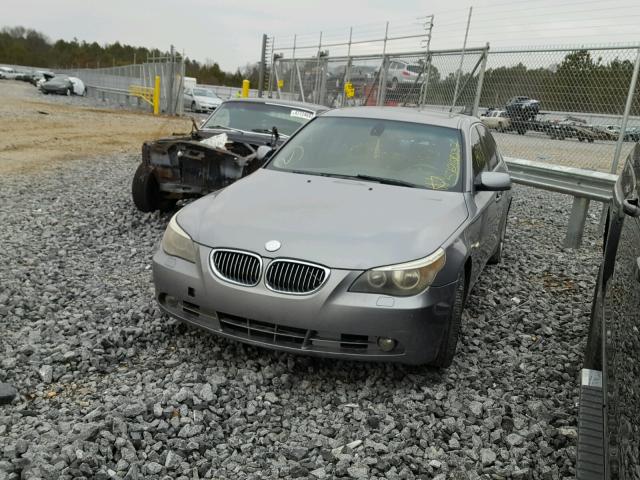 WBANA53574B850075 - 2004 BMW 525 I GRAY photo 2