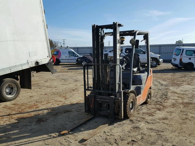 8FGU18 - 2012 TOYOTA FORKLIFT TWO TONE photo 2