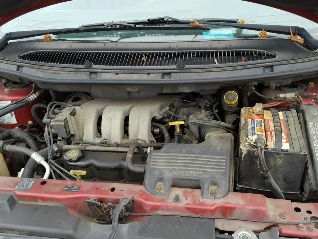 1B4GP54L4WB658460 - 1998 DODGE GRAND CARA RED photo 7