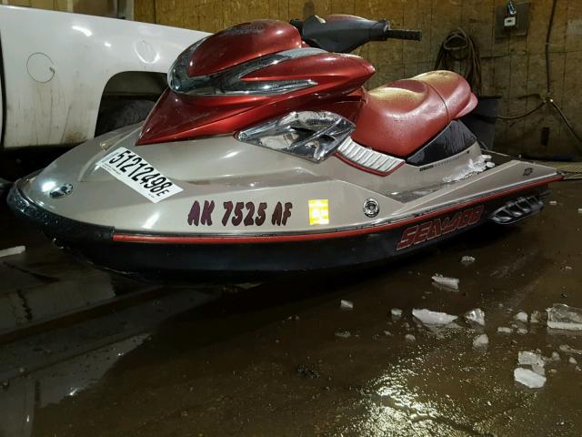 YDV44204E505 - 2005 BOMBARDIER SEADOO TWO TONE photo 2