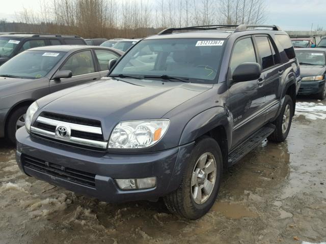 JTEBU14R958051240 - 2005 TOYOTA 4RUNNER SR GRAY photo 2