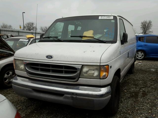 1FTRE14W32HB15161 - 2002 FORD ECONOLINE WHITE photo 2