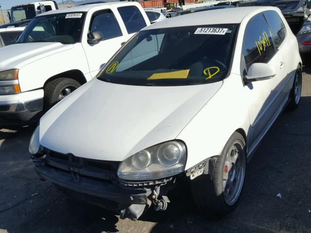 WVWFV71K78W293120 - 2008 VOLKSWAGEN GTI WHITE photo 2