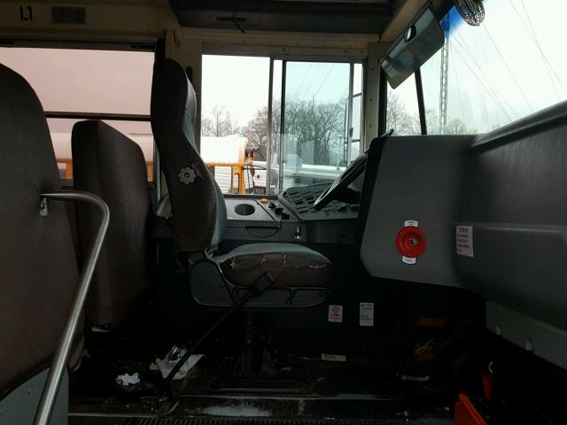 4DRBUAFN15B975667 - 2005 IC CORPORATION 3000 黄色 照片 5