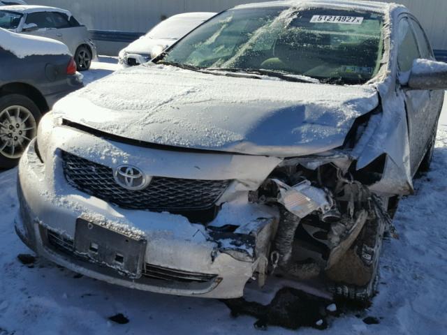 1NXBU40E19Z048110 - 2009 TOYOTA COROLLA BA SILVER photo 9