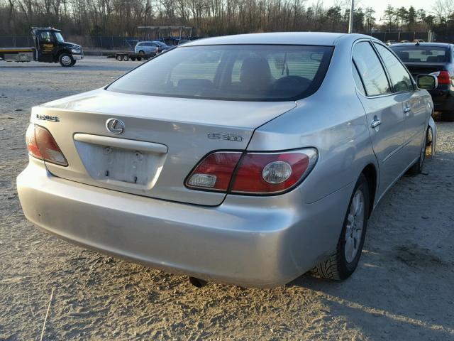 JTHBF30G220007846 - 2002 LEXUS ES 300 SILVER photo 4