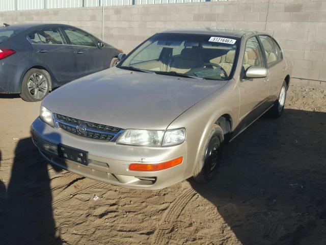 JN1CA21DXXT804938 - 1999 NISSAN MAXIMA GLE TAN photo 2