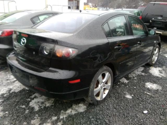 JM1BK323241145200 - 2004 MAZDA 3 S BLACK photo 4