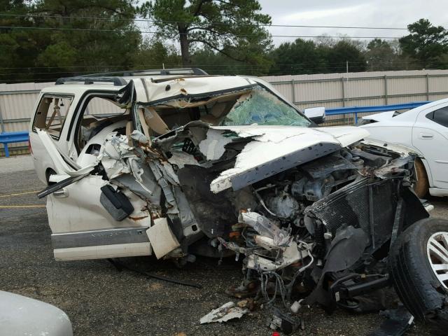 5LMFL27547LJ13546 - 2007 LINCOLN NAVIGATOR თეთრი ფოტო 1