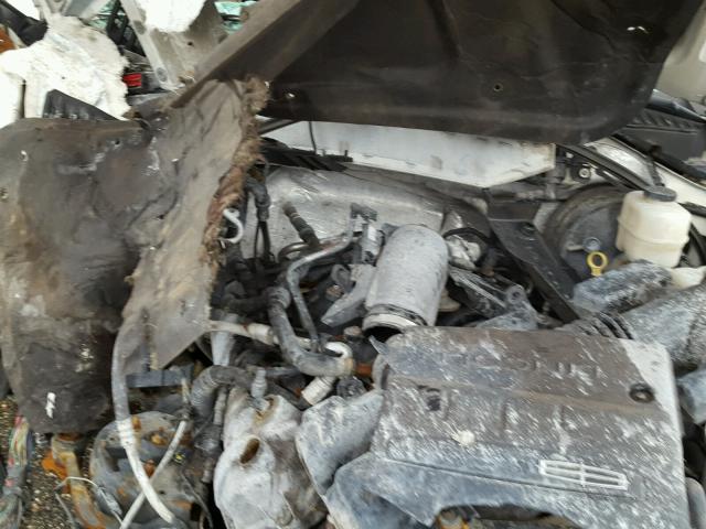 5LMFL27547LJ13546 - 2007 LINCOLN NAVIGATOR თეთრი ფოტო 7