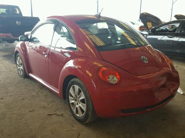 3VWRG3AG1AM013366 - 2010 VOLKSWAGEN NEW BEETLE 红色 照片 3