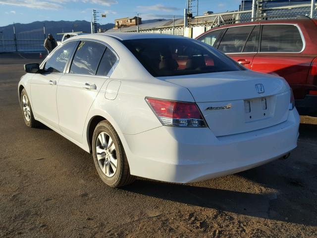 JHMCP26429C007699 - 2009 HONDA ACCORD LXP WHITE photo 3