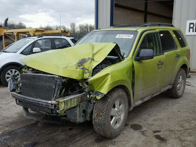 1FMCU9D76CKA26832 - 2012 FORD ESCAPE XLT GREEN photo 2