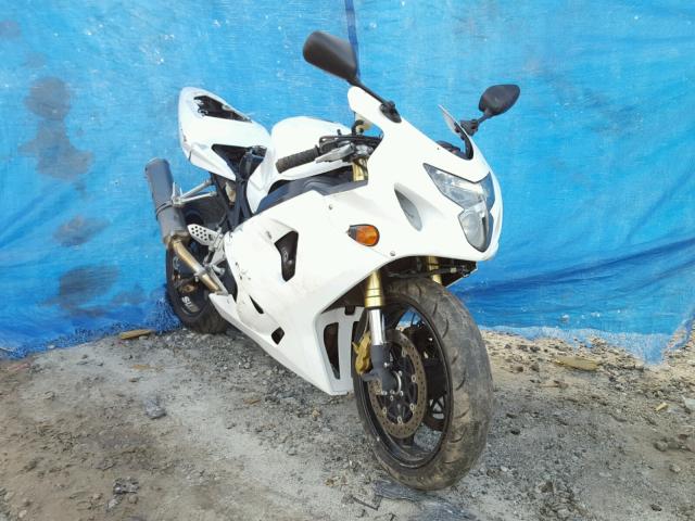 JS1GN7CA442106209 - 2004 SUZUKI GSX-R600 K WHITE photo 1