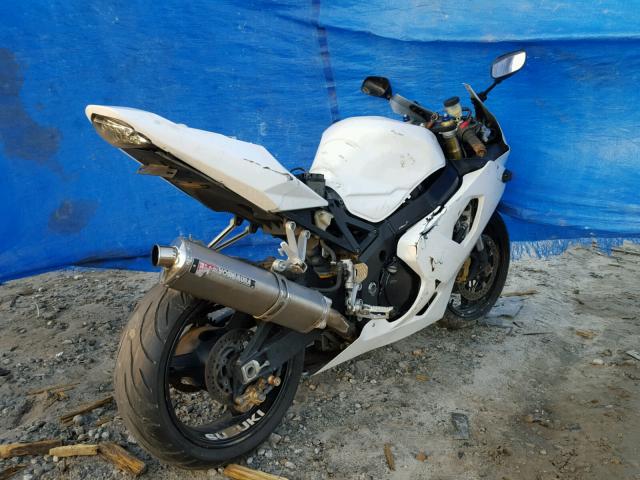 JS1GN7CA442106209 - 2004 SUZUKI GSX-R600 K WHITE photo 4