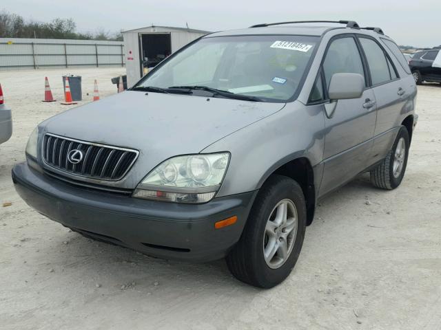 JTJGF10U110096340 - 2001 LEXUS RX 300 GRAY photo 2