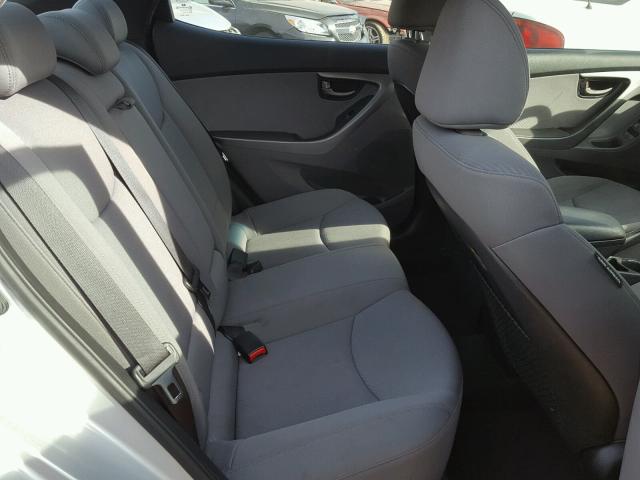 KMHDH4AE9BU124058 - 2011 HYUNDAI ELANTRA GL SILVER photo 6