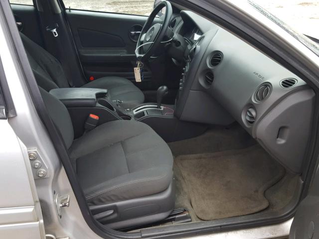 2G2WP522951222201 - 2005 PONTIAC GRAND PRIX ვერცხლისფერი ფოტო 5