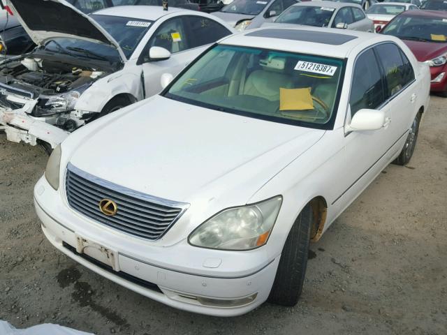 JTHBN36F040139766 - 2004 LEXUS LS 430 WHITE photo 2