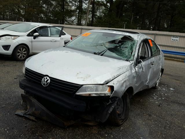 3VW2K7AJ4CM326174 - 2012 VOLKSWAGEN JETTA BASE SILVER photo 2