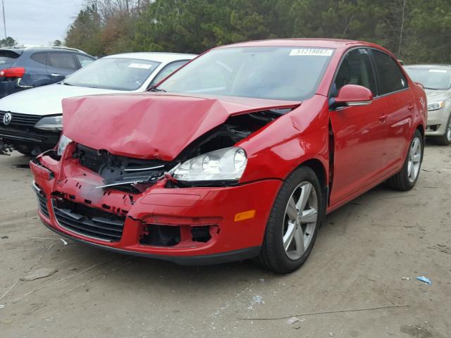 3VWAX7AJ7AM162719 - 2010 VOLKSWAGEN JETTA LIMI RED photo 2