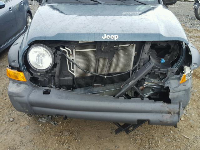 1J4GL38K95W684994 - 2005 JEEP LIBERTY RE GREEN photo 9