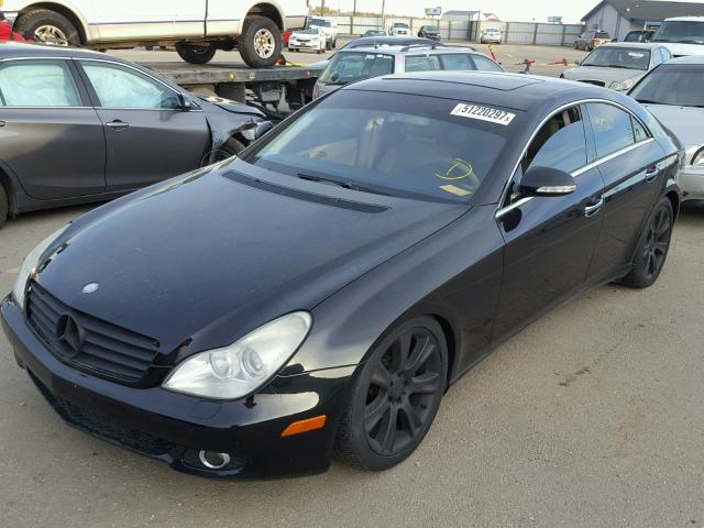 WDDDJ72X08A118370 - 2008 MERCEDES-BENZ CLS 550 BLACK photo 2