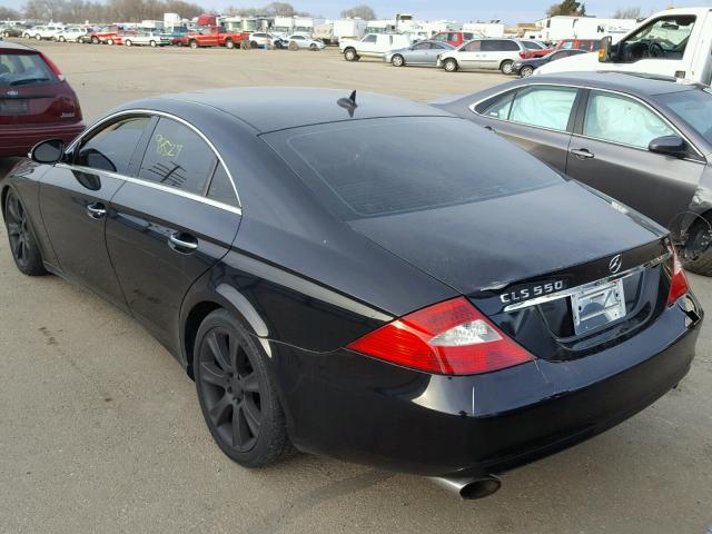 WDDDJ72X08A118370 - 2008 MERCEDES-BENZ CLS 550 BLACK photo 3