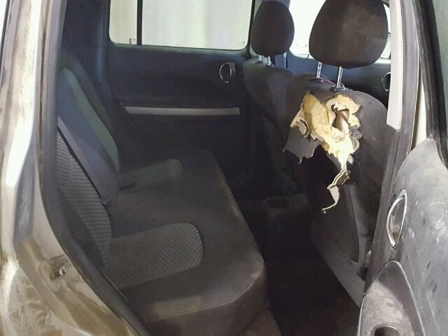 3GNCA13D78S661597 - 2008 CHEVROLET HHR LS SILVER photo 6