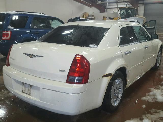 2C3KA43R16H458582 - 2006 CHRYSLER 300 CREAM photo 4