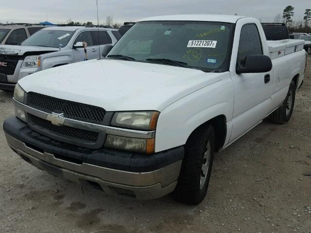 1GCEC14V65Z271317 - 2005 CHEVROLET SILVERADO WHITE photo 2