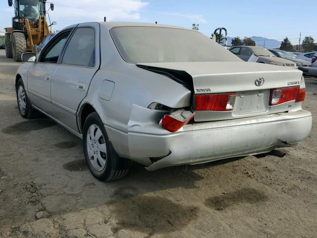 JT2BF22K210339659 - 2001 TOYOTA CAMRY CE CREAM photo 3