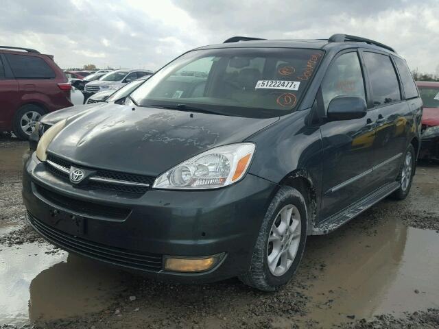 5TDZA22CX4S135187 - 2004 TOYOTA SIENNA XLE GREEN photo 2