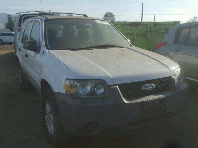 1FMYU02Z15KE48788 - 2005 FORD ESCAPE XLS WHITE photo 1