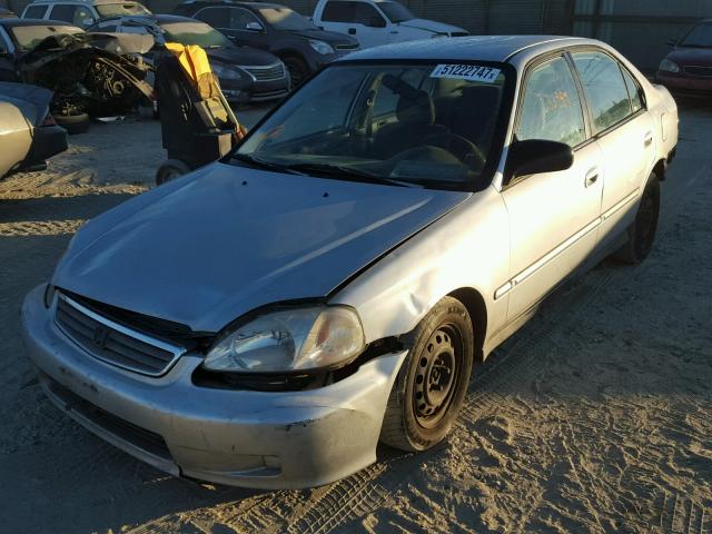 2HGEJ6611YH562004 - 2000 HONDA CIVIC BASE SILVER photo 2