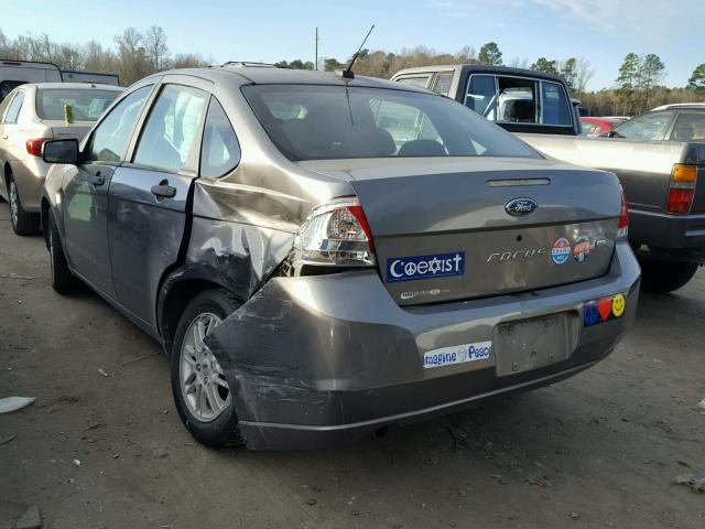 1FAHP35N39W138796 - 2009 FORD FOCUS SE GRAY photo 3