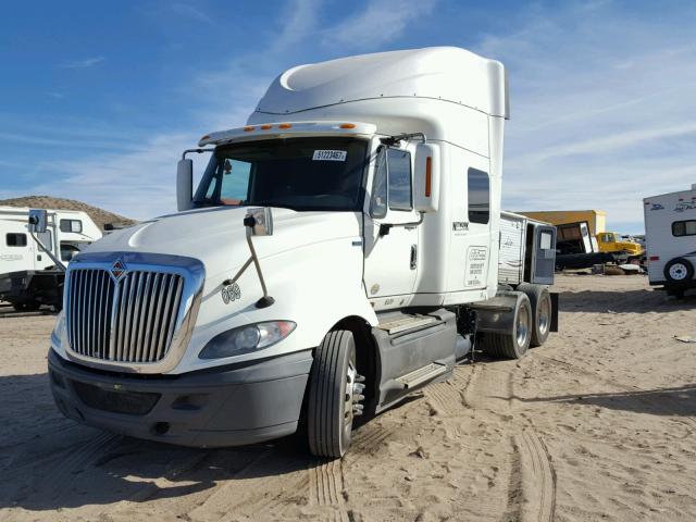 3HSDJSJR1CN107620 - 2012 INTERNATIONAL PROSTAR WHITE photo 2