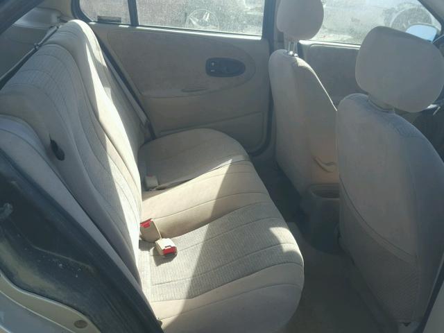 1G8ZK8276WZ177810 - 1998 SATURN SW2 GOLD photo 6