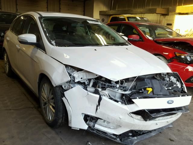 1FADP3N25FL312322 - 2015 FORD FOCUS TITA WHITE photo 1