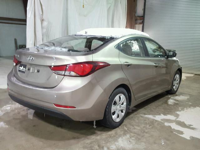 5NPDH4AE3GH664981 - 2016 HYUNDAI ELANTRA SE GRAY photo 4