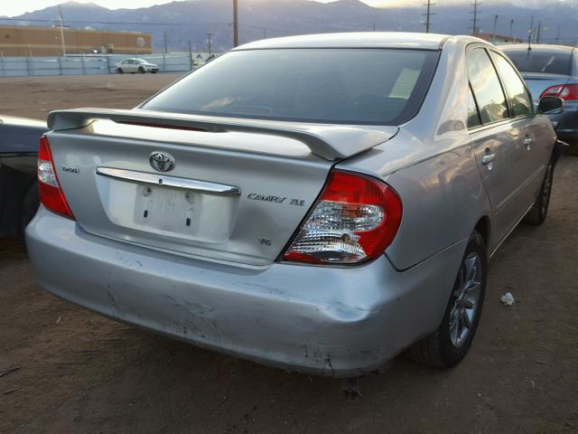 4T1BF30K62U515697 - 2002 TOYOTA CAMRY LE SILVER photo 4