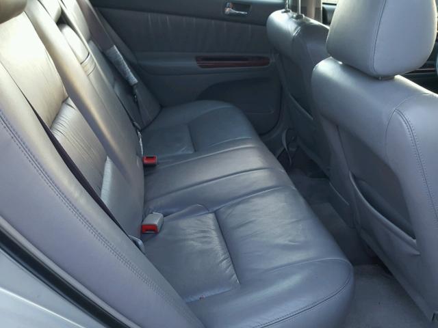 4T1BF30K62U515697 - 2002 TOYOTA CAMRY LE ვერცხლისფერი ფოტო 6