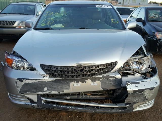 4T1BF30K62U515697 - 2002 TOYOTA CAMRY LE SILVER photo 9