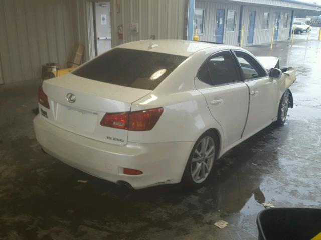 JTHBK262675049321 - 2007 LEXUS IS 250 WHITE photo 4