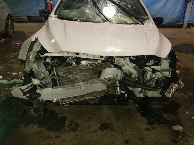 1G11A5SA7GU154060 - 2016 CHEVROLET MALIBU LIM Սպիտակ լուսանկար 9