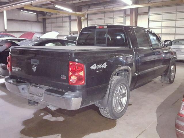 1D3HW58J77S119004 - 2007 DODGE DAKOTA QUA BLACK photo 4