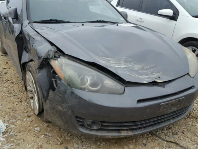 KMHHM66D07U256710 - 2007 HYUNDAI TIBURON GS GRAY photo 9