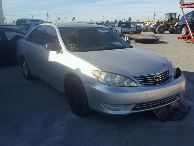 4T1BE32K56U731837 - 2006 TOYOTA CAMRY LE WHITE photo 1