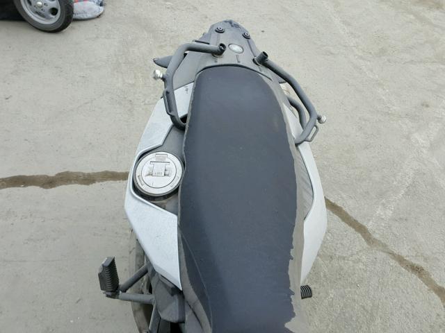 WB10B1104DZF84578 - 2013 BMW F700 GS SILVER photo 6