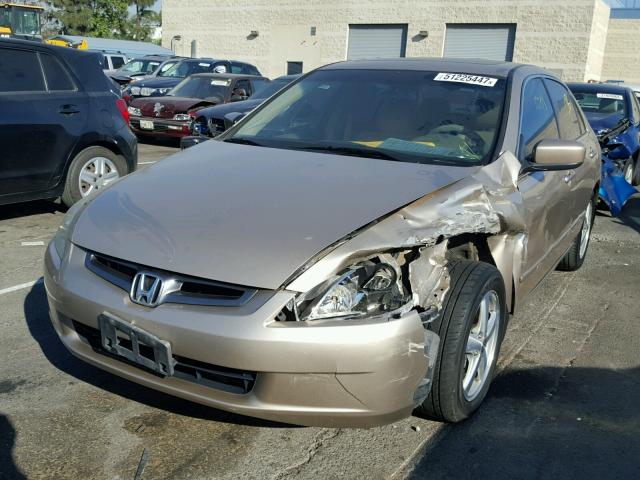 1HGCM56815A032678 - 2005 HONDA ACCORD EX GOLD photo 2